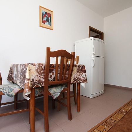 Apartments And Rooms By The Sea Starigrad, Paklenica - 6591 객실 사진